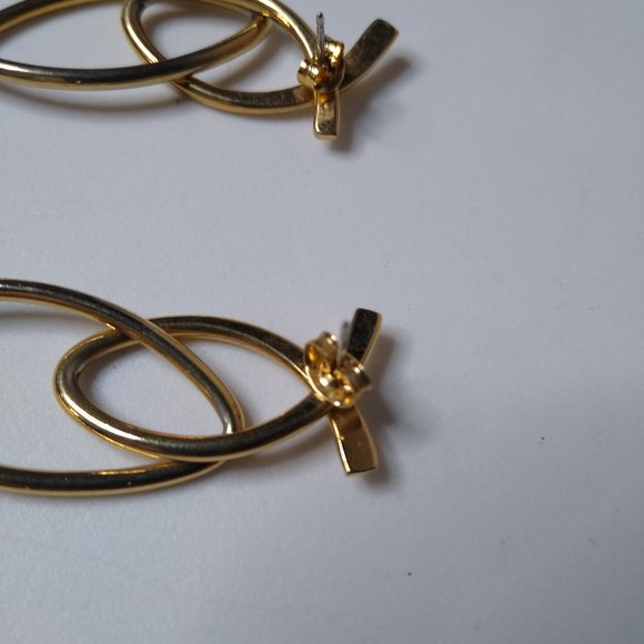 Vintage Metal Dangle Earrings - Picture 8 of 16